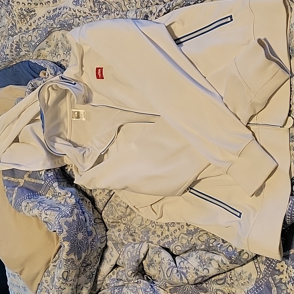 Northface windbreaker size Large with hood